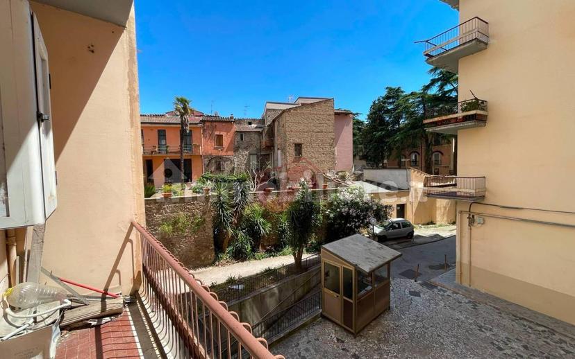 Trilocale corso Dante Alighieri, Centro Storico, Benevento — foto 12 di 19