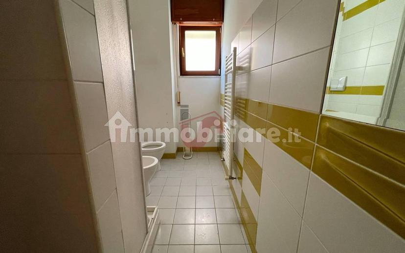 Trilocale corso Dante Alighieri, Centro Storico, Benevento — foto 9 di 19