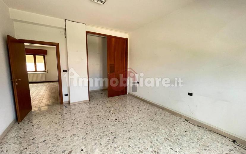 Trilocale corso Dante Alighieri, Centro Storico, Benevento — foto 5 di 19