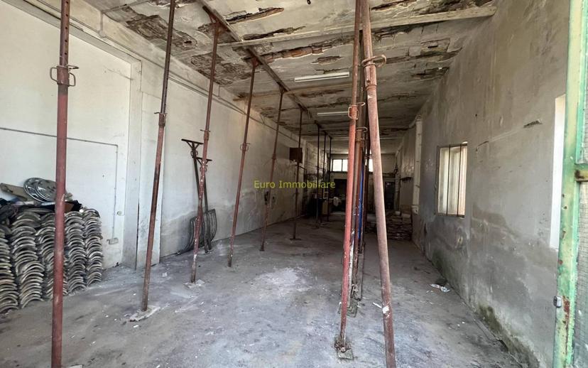 Loft viale delle Clarisse, Centro, Atri — foto 13 di 21