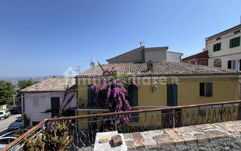 Loft viale delle Clarisse, Centro, Atri — foto 8 di 21