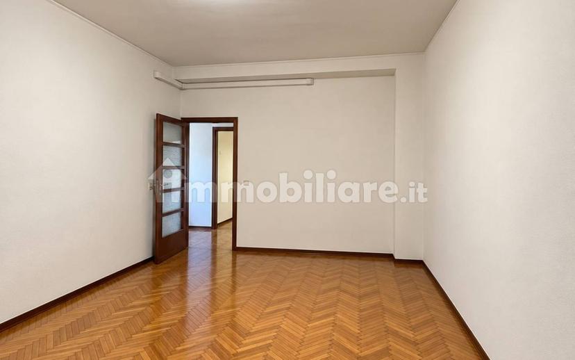 Trilocale via Lucrezia De Bastici 24, Ospedale, Vigevano — foto 5 di 18