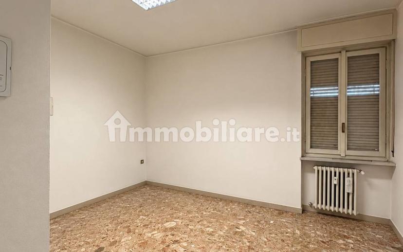 Trilocale via Lucrezia De Bastici 24, Ospedale, Vigevano — foto 4 di 18