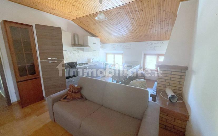 Mansarda buono stato, 72 m², Centro, Santa Maria Nuova — foto 7 di 14