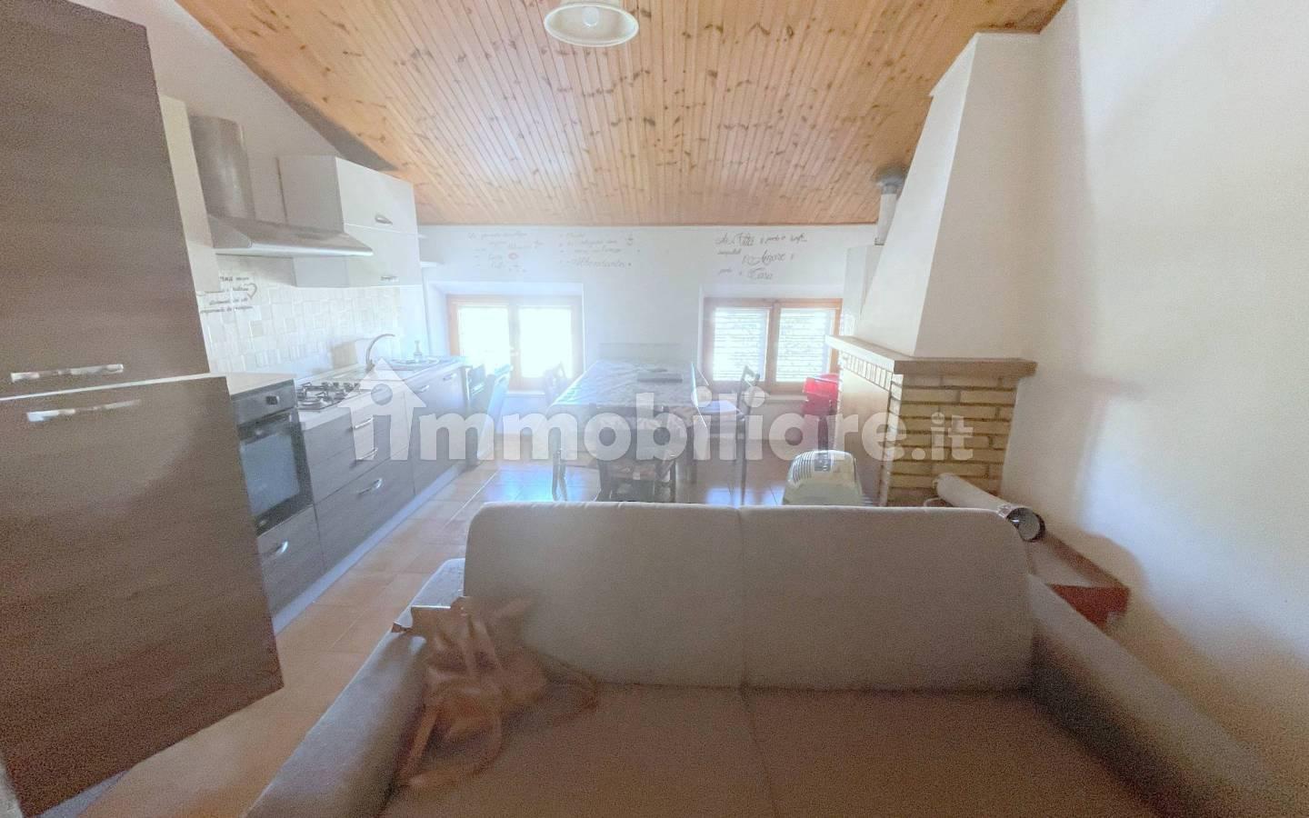 Mansarda buono stato, 72 m², Centro, Santa Maria Nuova