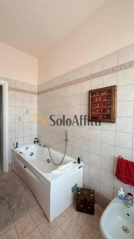 Stanza in affitto in appartamento via Lombardia 24, Grosseto — foto 7 di 21