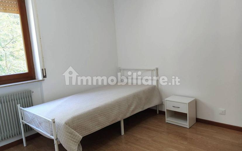 Stanza singola via Bambins 6, Gemona del Friuli — foto 2 di 11