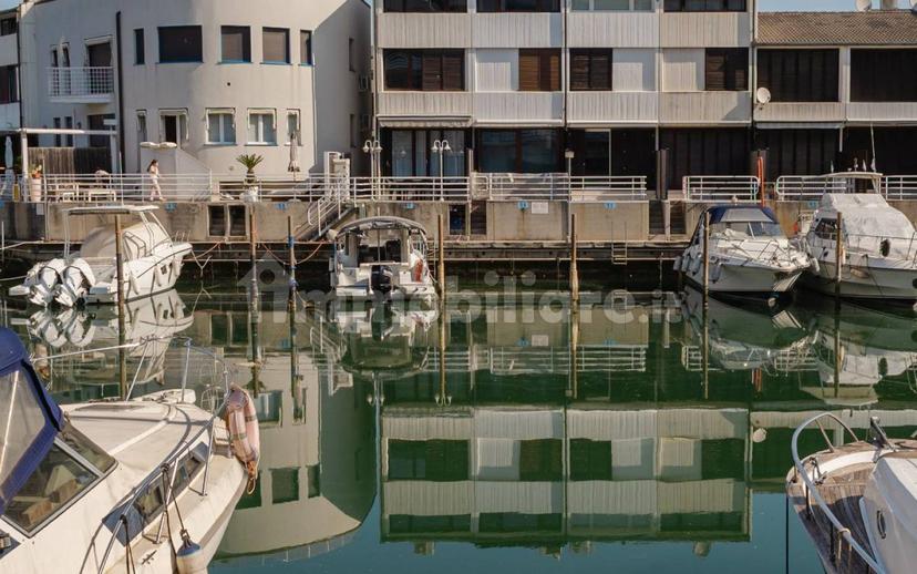Terratetto plurifamiliare via Isola Punta Faro 100, Centro, Lignano Sabbiadoro — foto 5 di 20