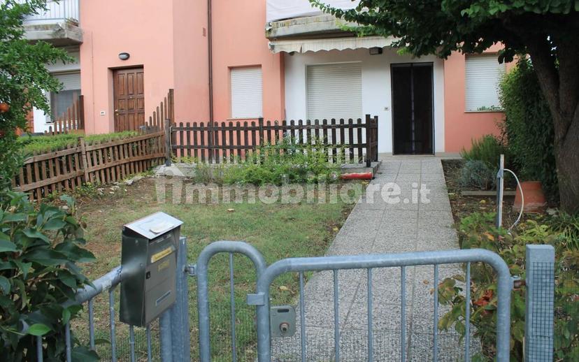 Quadrilocale via Paolo Volponi 32, Centro, Fermignano — foto 4 di 26