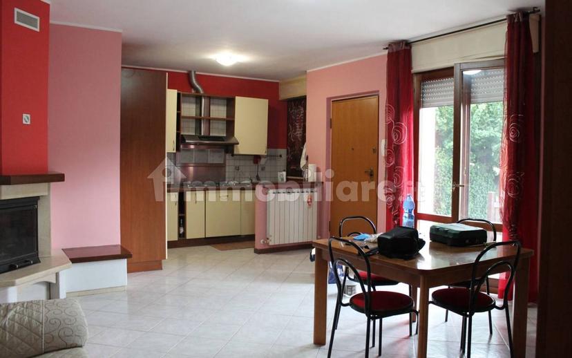 Quadrilocale via Paolo Volponi 32, Centro, Fermignano — foto 5 di 26