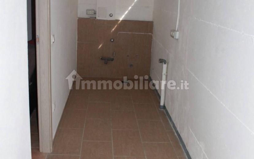 Quadrilocale via Paolo Volponi 32, Centro, Fermignano — foto 14 di 26