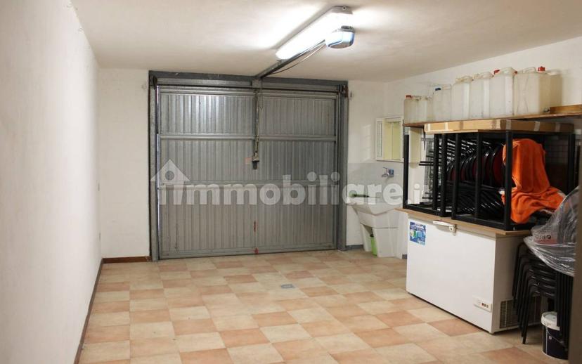 Quadrilocale via Paolo Volponi 32, Centro, Fermignano — foto 25 di 26
