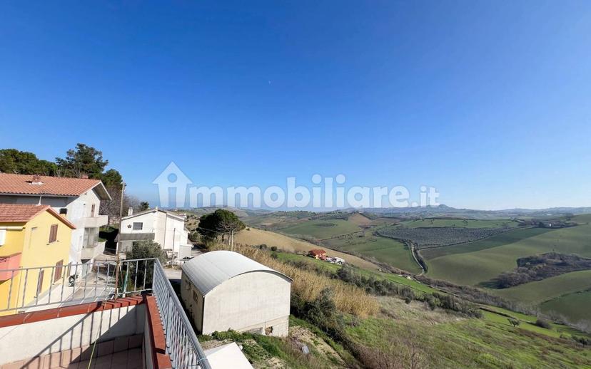 Quadrilocale via Borgo Nuovo, Casoli, Atri — foto 3 di 24