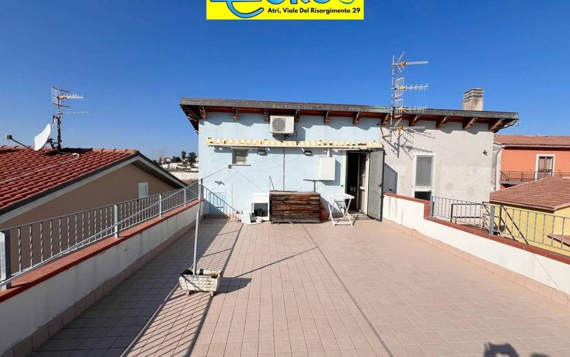 Quadrilocale via Borgo Nuovo, Casoli, Atri — foto 21 di 24