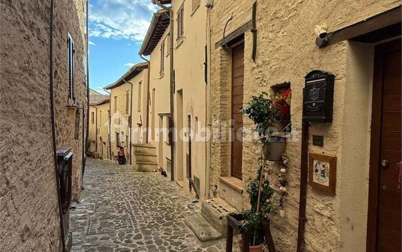 Monolocale via Ortaccio, Centro, Nocera Umbra — foto 13 di 15