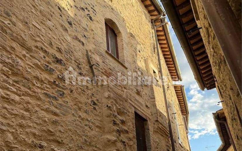Monolocale via Ortaccio, Centro, Nocera Umbra — foto 15 di 15