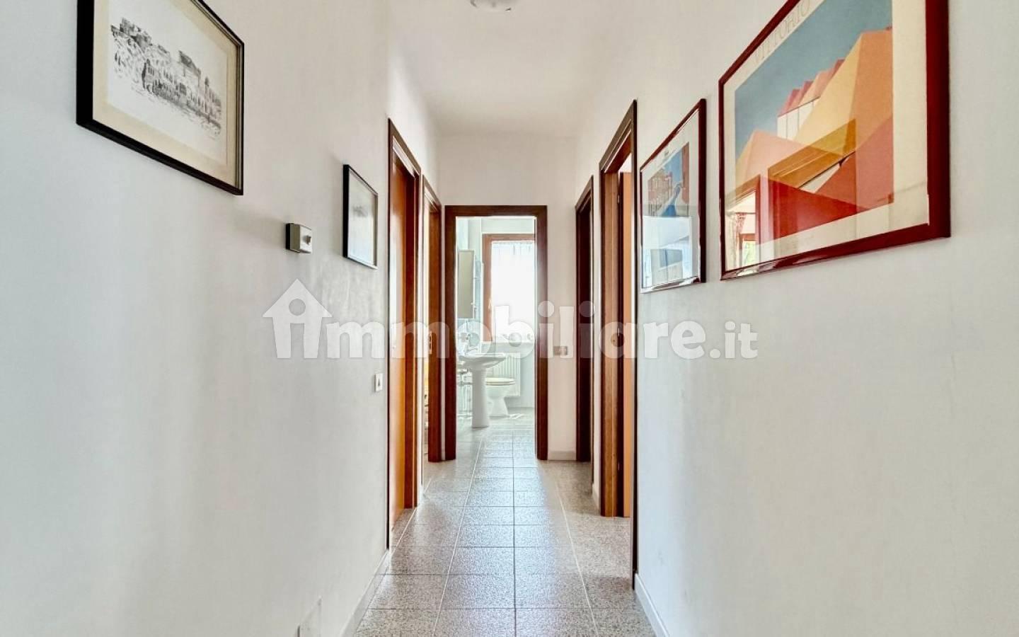 Appartamento via Antonio Gramsci 2, Centro, Sutri