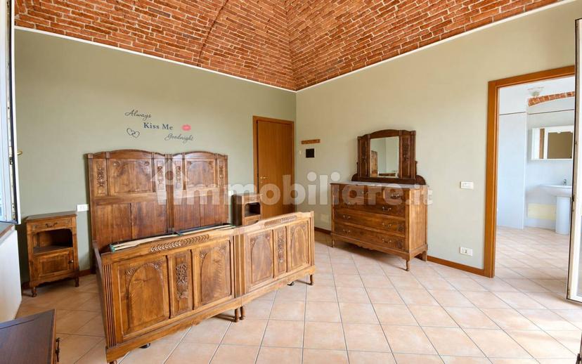 Bilocale ottimo stato, primo piano, Centro, Serravalle Sesia — foto 12 di 17