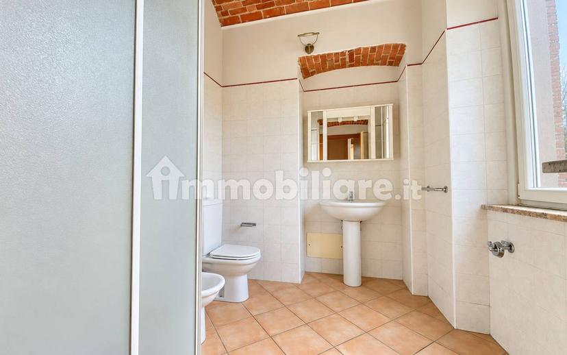 Bilocale ottimo stato, primo piano, Centro, Serravalle Sesia — foto 9 di 17