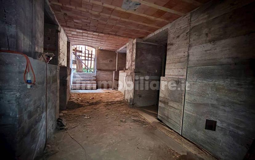 Loft via Plebiscito, Centro, Ronciglione — foto 10 di 13