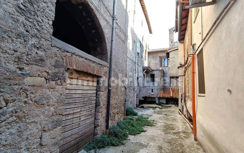 Loft via Plebiscito, Centro, Ronciglione — foto 6 di 13