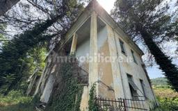 Terratetto unifamiliare via Poliseo De Angelis 53, Centro, Montorio al Vomano