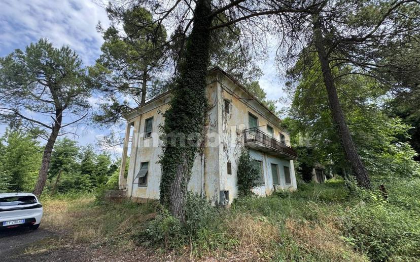 Terratetto unifamiliare via Poliseo De Angelis 53, Centro, Montorio al Vomano — foto 4 di 5