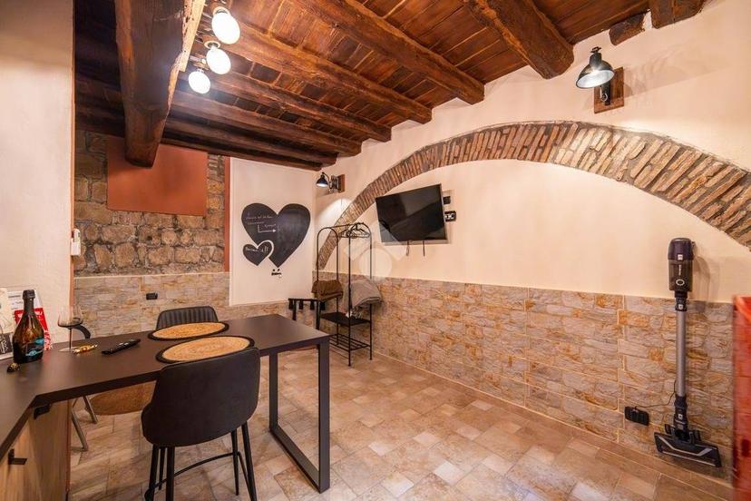 Monolocale via calabresi 4, Sacrario - Piazza della Rocca, Viterbo — foto 23 di 26