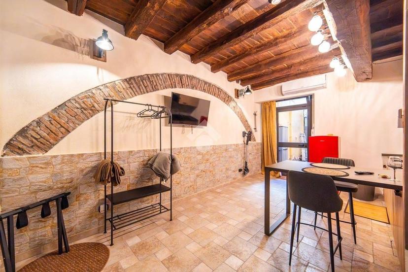 Monolocale via calabresi 4, Sacrario - Piazza della Rocca, Viterbo — foto 14 di 26