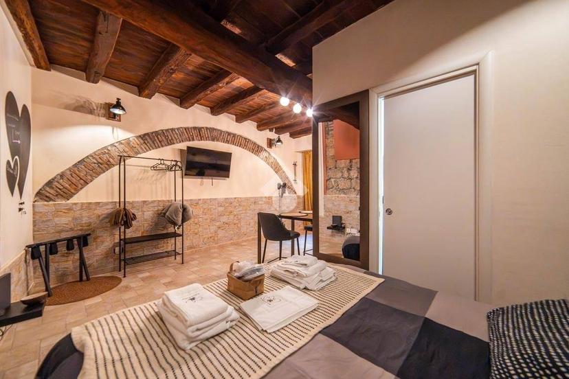 Monolocale via calabresi 4, Sacrario - Piazza della Rocca, Viterbo — foto 16 di 26