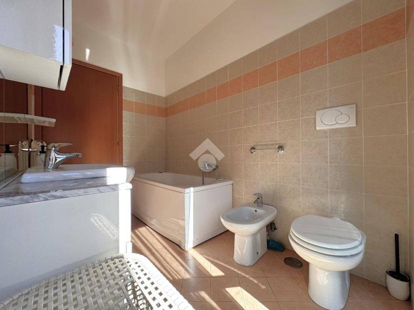 Trilocale via Adolfo Consolini, Santa Barbara, Viterbo — foto 13 di 20