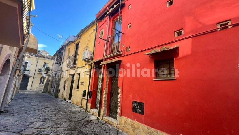 Bilocale Vico 2 Trescene, Centro Storico, Benevento — foto 8 di 8