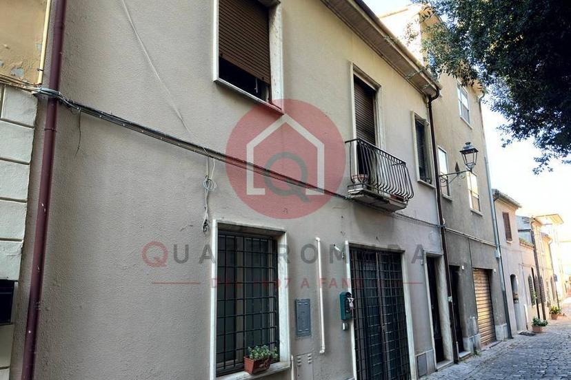 Villa bifamiliare via Cavour, Centro Storico, Fano — foto 21 di 23