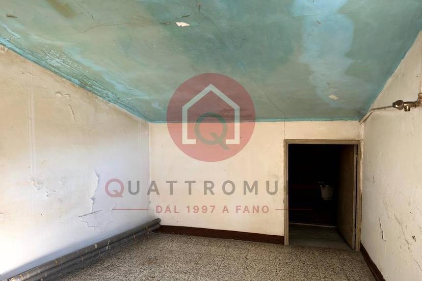Villa bifamiliare via Cavour, Centro Storico, Fano — foto 19 di 23