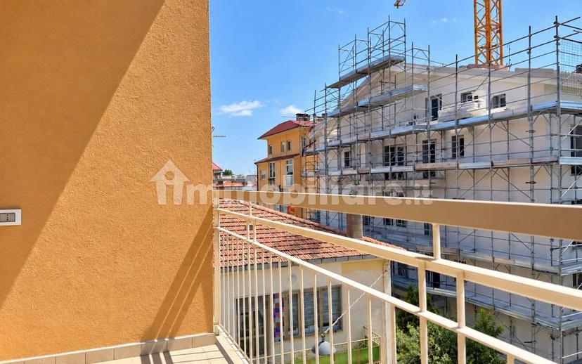 Appartamento via Giovanni Rossi 4, Centro, Teramo — foto 2 di 41
