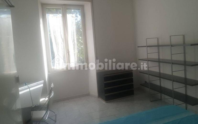 Stanza singola via dei Mille 18, Viterbo — foto 6 di 7