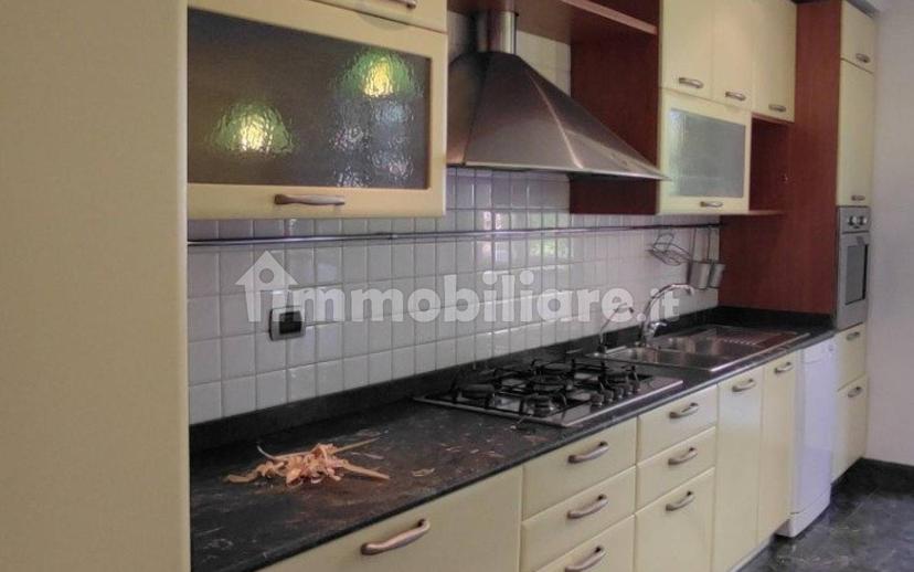 Trilocale via Cesare Miola, Saronno — foto 25 di 51