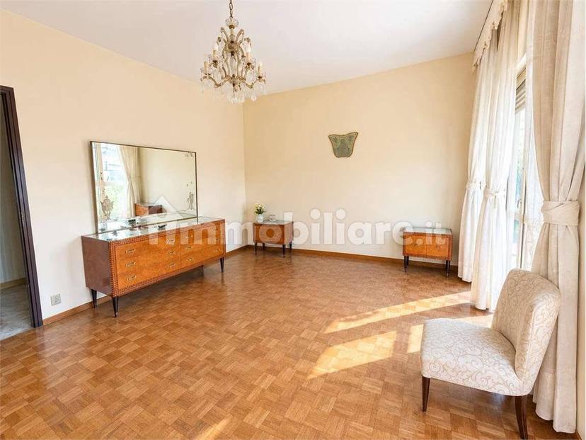 Quadrilocale via Milano, 31, Centro, Somma Lombardo — foto 2 di 18
