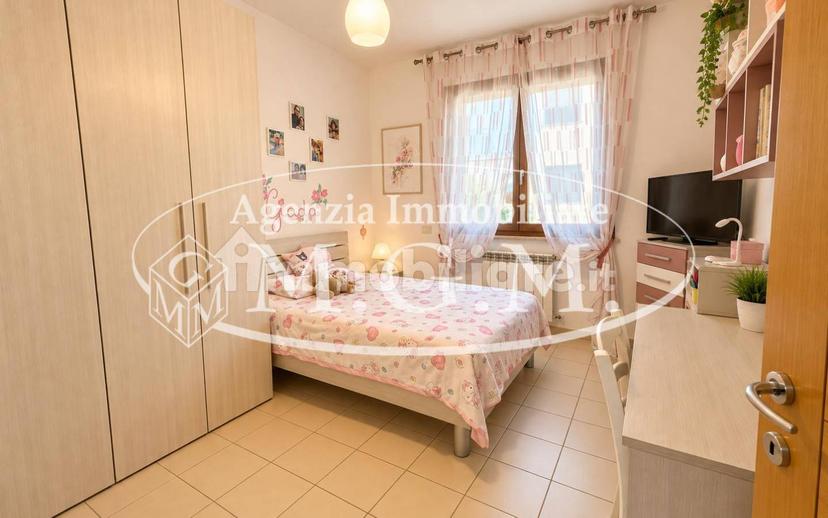Trilocale piazza Lorenzo Bernini,  2, Centro, Santa Croce sull'Arno — foto 24 di 35
