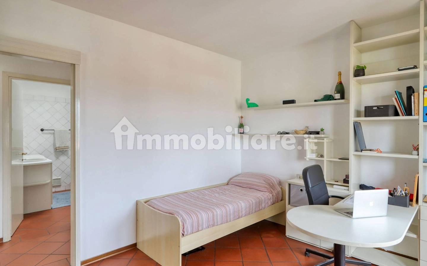 Trilocale via del Bosco 12, Sant'Edoardo, Busto Arsizio