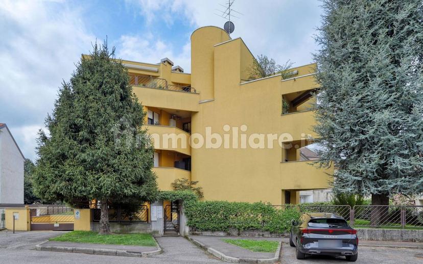 Trilocale via del Bosco 12, Sant'Edoardo, Busto Arsizio — foto 2 di 27