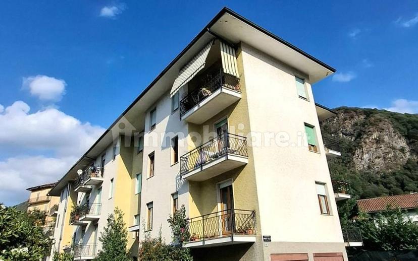 Trilocale viale Cesare Battisti 97, Centro, Varallo — foto 16 di 21
