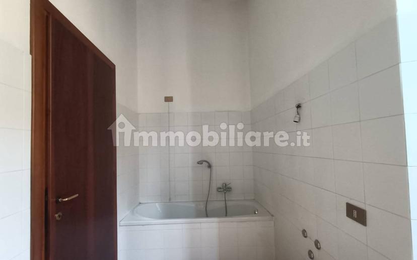 Quadrilocale piazza Gerolamo Vida, Centro, Cremona — foto 4 di 12