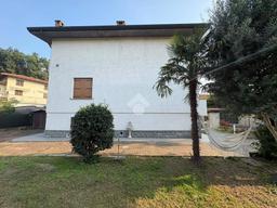 Villa bifamiliare via Generale Govone 3, Corso Torino, Vigevano