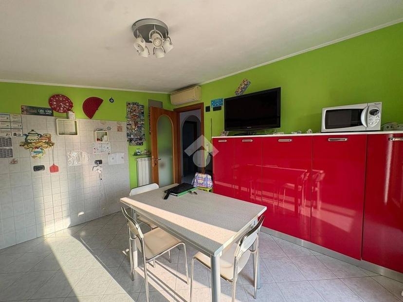 Villa bifamiliare via Generale Govone 3, Corso Torino, Vigevano — foto 8 di 24