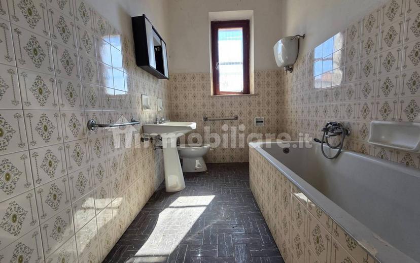 Villa unifamiliare via della Madonnina, Montefollonico, Torrita di Siena — foto 3 di 33