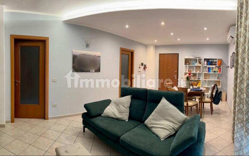 Quadrilocale via Vincenzo Pilotti 32, Teramo — foto 4 di 10