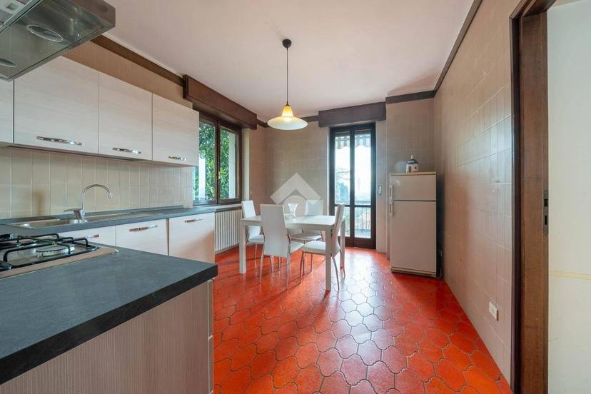 Villa bifamiliare Porz. Bifamiliare via Castel Montorio 31, Montorio, Verona — foto 30 di 40