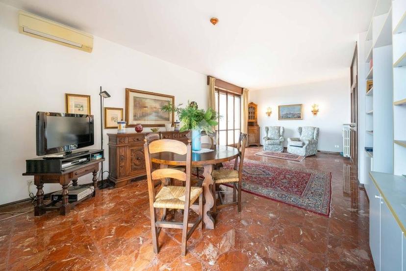Villa bifamiliare Porz. Bifamiliare via Castel Montorio 31, Montorio, Verona — foto 31 di 40