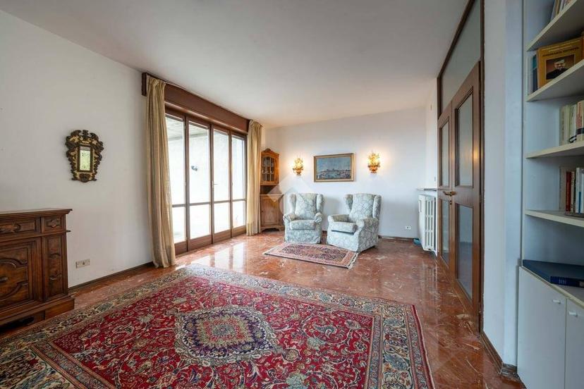 Villa bifamiliare Porz. Bifamiliare via Castel Montorio 31, Montorio, Verona — foto 8 di 40